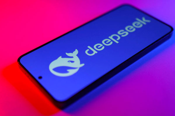 估值修復潮來了！　DeepSeek帶動陸、港科網股漲勢